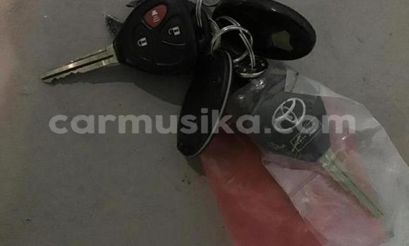 Acheter Occasion Voiture Toyota Hilux Blanc à Beitbridge, Matabeleland South Acheter Occasion Voiture Toyota Hilux Blanc à Beitbridge, Matabeleland South