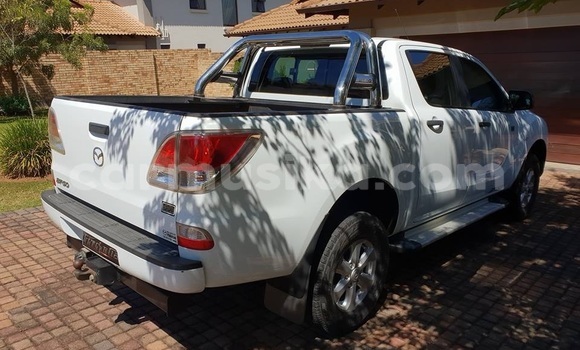 Buy Used Mazda BT-50 White Car in Harare in Harare Buy Used Mazda BT-50 White Car in Harare in Harare