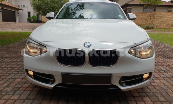 Buy Used BMW 1M White Car in Beitbridge in Matabeleland South Buy Used BMW 1M White Car in Beitbridge in Matabeleland South