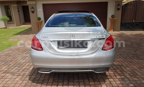 Tenga Tsaru Mercedes‒Benz C–Class Sirivha Mota in Harare in Harare Tenga Tsaru Mercedes‒Benz C–Class Sirivha Mota in Harare in Harare