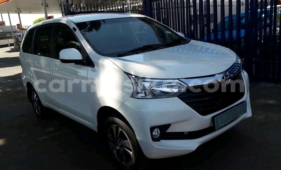 Nunua Ilio tumika Toyota Avanza Nyeupe Gari ndani ya Beitbridge nchini Matabeleland Kusini Nunua Ilio tumika Toyota Avanza Nyeupe Gari ndani ya Beitbridge nchini Matabeleland Kusini