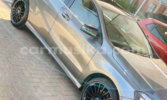 Tenga Tsaru Mercedes‒Benz A–Class Sirivha Mota in Beitbridge in Matabeleland South Tenga Tsaru Mercedes‒Benz A–Class Sirivha Mota in Beitbridge in Matabeleland South