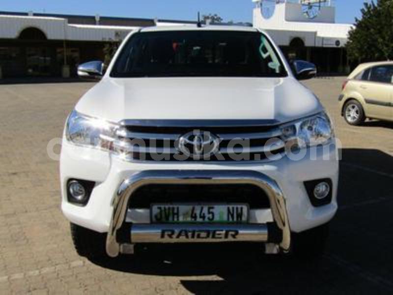 Big with watermark toyota hilux matabeleland south beitbridge 7868