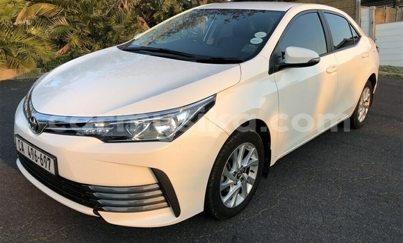 Acheter Occasion Voiture Toyota Corolla Blanc à Beitbridge, Matabeleland South Acheter Occasion Voiture Toyota Corolla Blanc à Beitbridge, Matabeleland South