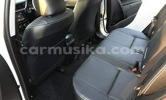 Acheter Occasion Voiture Toyota Corolla Blanc à Beitbridge, Matabeleland South Acheter Occasion Voiture Toyota Corolla Blanc à Beitbridge, Matabeleland South