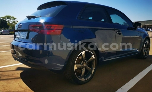 Acheter Occasion Voiture Audi RS3 Bleu à Beitbridge, Matabeleland South Acheter Occasion Voiture Audi RS3 Bleu à Beitbridge, Matabeleland South