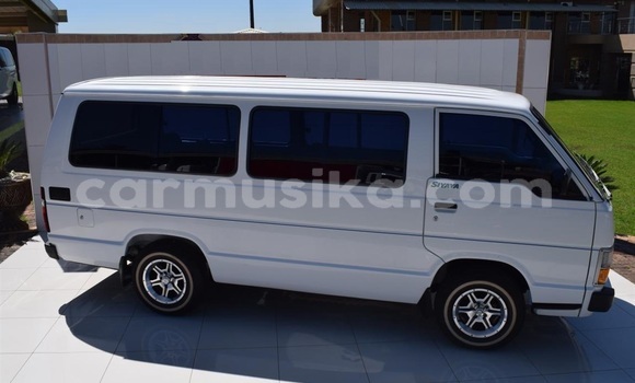 Acheter Occasion Voiture Toyota Hiace Blanc à Beitbridge, Matabeleland South Acheter Occasion Voiture Toyota Hiace Blanc à Beitbridge, Matabeleland South