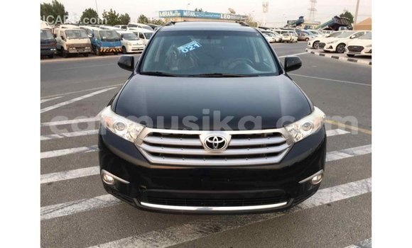 Tenga Imported Toyota Highlander Nhema Mota in Import - Dubai in Harare Tenga Imported Toyota Highlander Nhema Mota in Import - Dubai in Harare