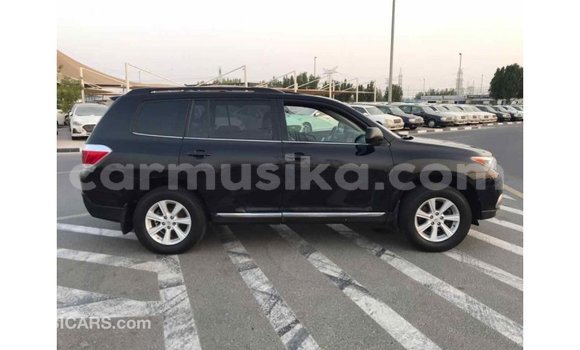 Tenga Imported Toyota Highlander Nhema Mota in Import - Dubai in Harare Tenga Imported Toyota Highlander Nhema Mota in Import - Dubai in Harare