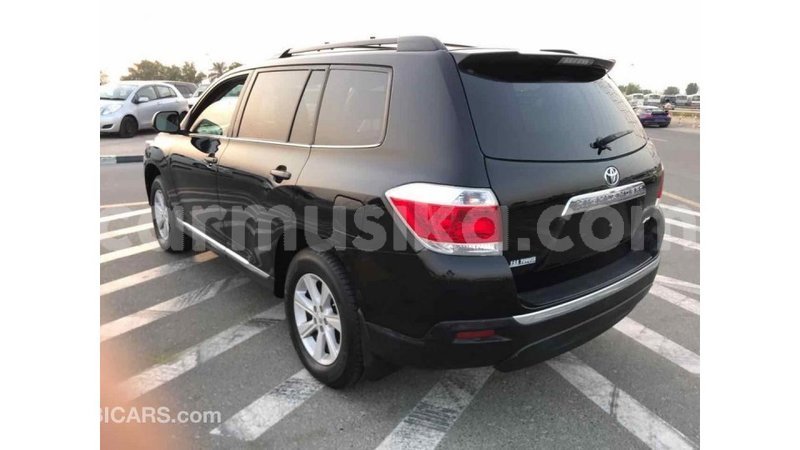 Big with watermark toyota highlander harare import dubai 7878