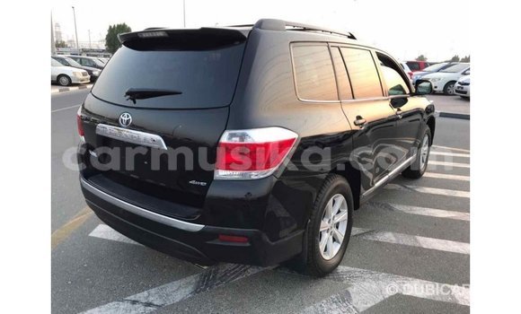 Tenga Imported Toyota Highlander Nhema Mota in Import - Dubai in Harare Tenga Imported Toyota Highlander Nhema Mota in Import - Dubai in Harare