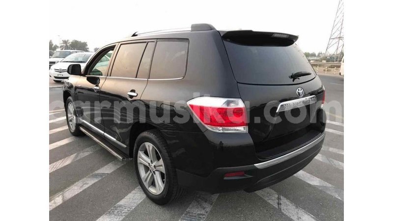 Big with watermark toyota highlander harare import dubai 7881