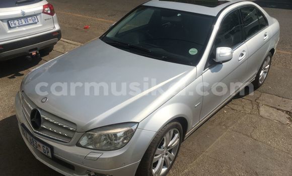 Nunua Ilio tumika Mercedes Viano Fedha Gari ndani ya Beitbridge nchini Matabeleland Kusini