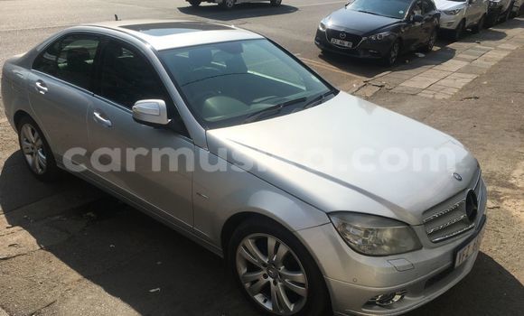 Acheter Occasion Voiture Mercedes Viano Gris à Beitbridge, Matabeleland South Acheter Occasion Voiture Mercedes Viano Gris à Beitbridge, Matabeleland South