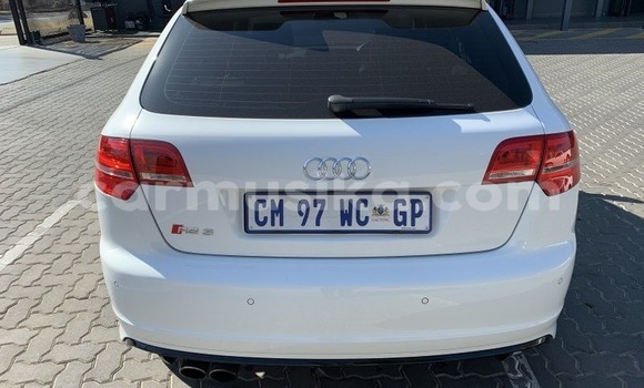 Nunua Ilio tumika Audi RS3 Nyeupe Gari ndani ya Beitbridge nchini Matabeleland Kusini Nunua Ilio tumika Audi RS3 Nyeupe Gari ndani ya Beitbridge nchini Matabeleland Kusini