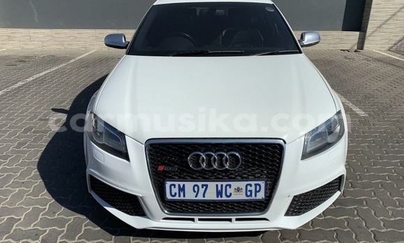 Nunua Ilio tumika Audi RS3 Nyeupe Gari ndani ya Beitbridge nchini Matabeleland Kusini Nunua Ilio tumika Audi RS3 Nyeupe Gari ndani ya Beitbridge nchini Matabeleland Kusini