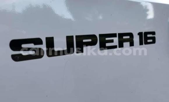 Tenga Tsaru Toyota Hiace Chena Mota in Beitbridge in Matabeleland South Tenga Tsaru Toyota Hiace Chena Mota in Beitbridge in Matabeleland South