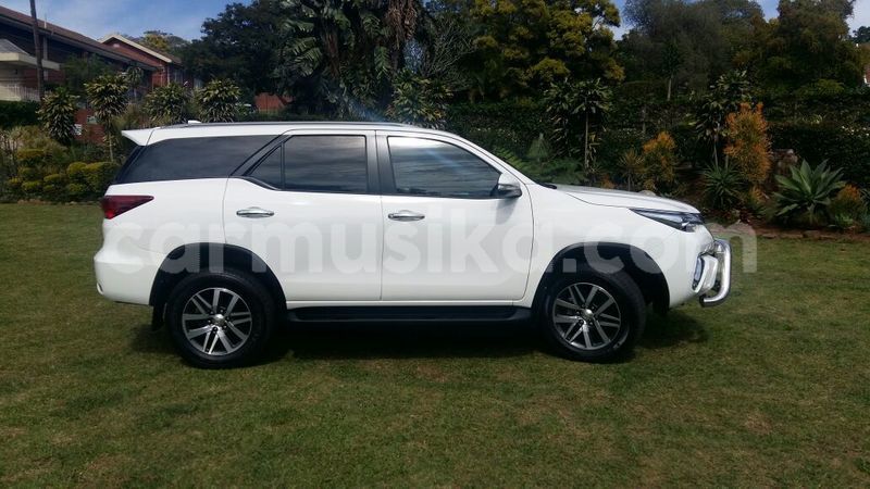 Big with watermark toyota fortuner matabeleland south beitbridge 7892