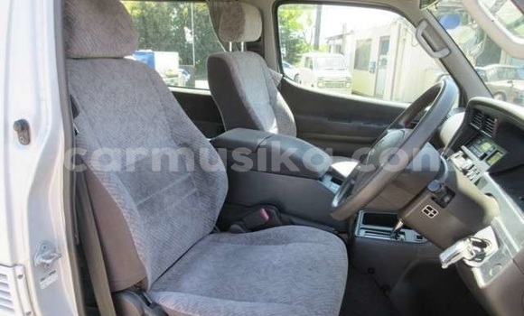 Acheter Occasion Voiture Toyota Hiace Gris à Beitbridge, Matabeleland South Acheter Occasion Voiture Toyota Hiace Gris à Beitbridge, Matabeleland South