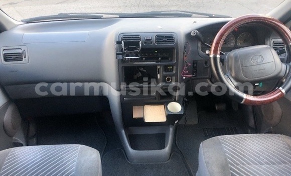 Acheter Occasion Voiture Toyota Granvia Autre à Beitbridge, Matabeleland South Acheter Occasion Voiture Toyota Granvia Autre à Beitbridge, Matabeleland South