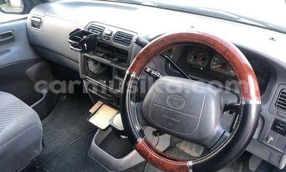 Acheter Occasion Voiture Toyota Granvia Autre à Beitbridge, Matabeleland South Acheter Occasion Voiture Toyota Granvia Autre à Beitbridge, Matabeleland South