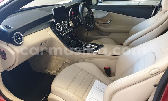 Tenga Tsaru Mercedes‒Benz C–Class Tsvuku Mota in Beitbridge in Matabeleland South Tenga Tsaru Mercedes‒Benz C–Class Tsvuku Mota in Beitbridge in Matabeleland South