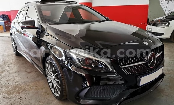 Acheter Occasion Voiture Mercedes‒Benz A–Class Noir à Beitbridge, Matabeleland South Acheter Occasion Voiture Mercedes‒Benz A–Class Noir à Beitbridge, Matabeleland South