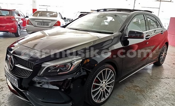 Acheter Occasion Voiture Mercedes‒Benz A–Class Noir à Beitbridge, Matabeleland South Acheter Occasion Voiture Mercedes‒Benz A–Class Noir à Beitbridge, Matabeleland South