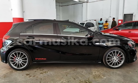 Acheter Occasion Voiture Mercedes‒Benz A–Class Noir à Beitbridge, Matabeleland South Acheter Occasion Voiture Mercedes‒Benz A–Class Noir à Beitbridge, Matabeleland South
