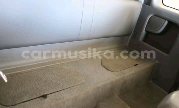 Tenga Tsaru Toyota Hilux Zvimwe Mota in Beitbridge in Matabeleland South Tenga Tsaru Toyota Hilux Zvimwe Mota in Beitbridge in Matabeleland South