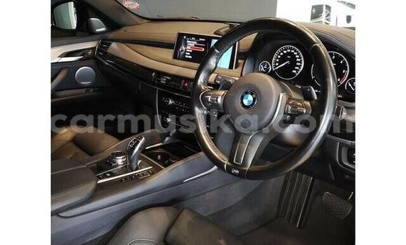Tenga Tsaru BMW X6 Tsvuku Mota in Beitbridge in Matabeleland South Tenga Tsaru BMW X6 Tsvuku Mota in Beitbridge in Matabeleland South