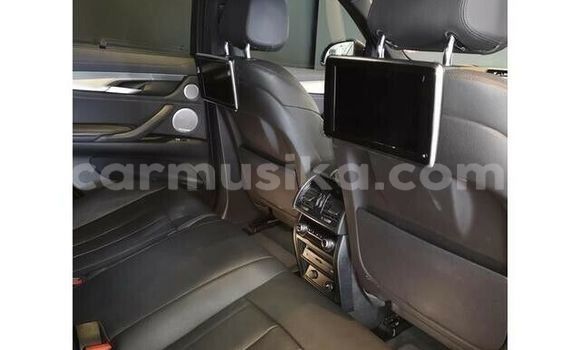 Tenga Tsaru BMW X6 Tsvuku Mota in Beitbridge in Matabeleland South Tenga Tsaru BMW X6 Tsvuku Mota in Beitbridge in Matabeleland South