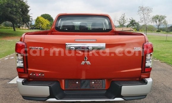 Buy Used Mitsubishi Triton Red Car in Beitbridge in Matabeleland South Buy Used Mitsubishi Triton Red Car in Beitbridge in Matabeleland South