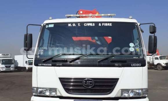 Buy Used Nissan UD White Truck in Beitbridge in Matabeleland South Buy Used Nissan UD White Truck in Beitbridge in Matabeleland South