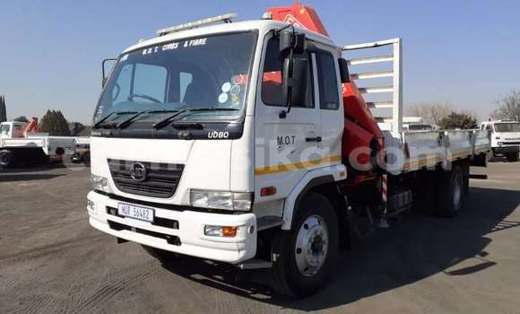 Buy Used Nissan UD White Truck in Beitbridge in Matabeleland South Buy Used Nissan UD White Truck in Beitbridge in Matabeleland South