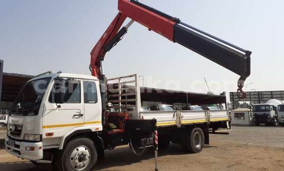 Buy Used Nissan UD White Truck in Beitbridge in Matabeleland South Buy Used Nissan UD White Truck in Beitbridge in Matabeleland South