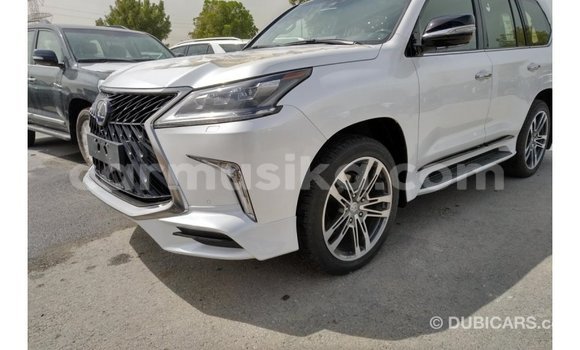 Tenga Imported Lexus LX Chena Mota in Import - Dubai in Harare Tenga Imported Lexus LX Chena Mota in Import - Dubai in Harare