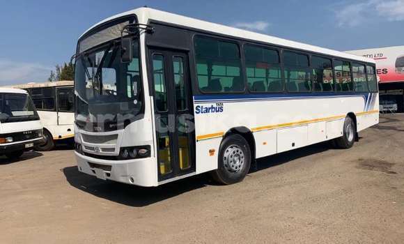 Nunua Ilio tumika TATA Indica Nyeupe Gari ndani ya Beitbridge nchini Matabeleland Kusini