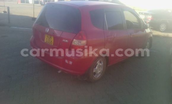 Tenga Tsaru Honda Fit Tsvuku Mota in Harare in Harare Tenga Tsaru Honda Fit Tsvuku Mota in Harare in Harare