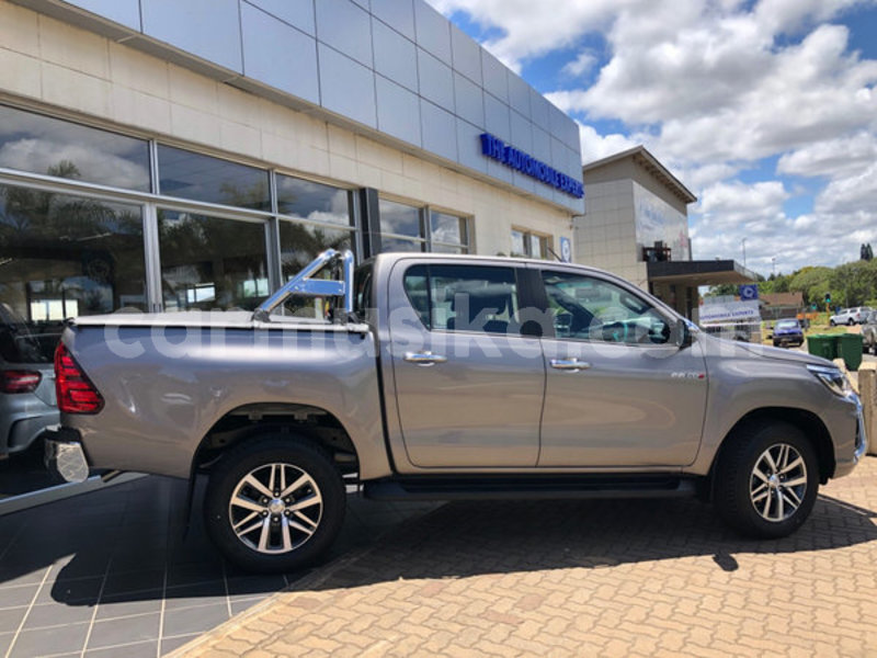 Big with watermark toyota hilux matabeleland south beitbridge 7926