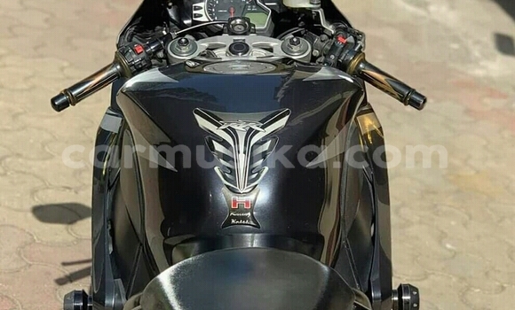 Buy Used Honda CBR Black Bike in Willowvale in Harare Buy Used Honda CBR Black Bike in Willowvale in Harare