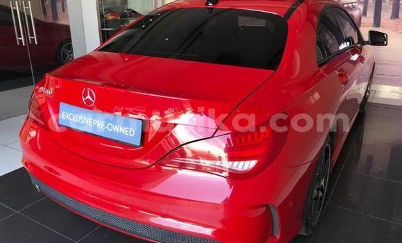 Tenga Tsaru Mercedes‒Benz AMG GLE Tsvuku Mota in Beitbridge in Matabeleland South Tenga Tsaru Mercedes‒Benz AMG GLE Tsvuku Mota in Beitbridge in Matabeleland South