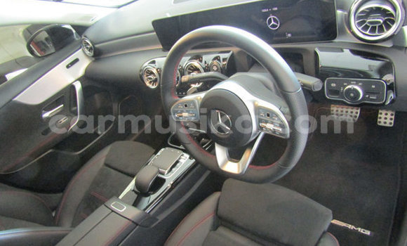 Acheter Occasion Voiture Mercedes‒Benz AMG GLC Blanc à Beitbridge, Matabeleland South Acheter Occasion Voiture Mercedes‒Benz AMG GLC Blanc à Beitbridge, Matabeleland South