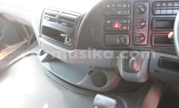 Buy Used Mercedes‒Benz 1127 White Truck in Beitbridge in Matabeleland South Buy Used Mercedes‒Benz 1127 White Truck in Beitbridge in Matabeleland South