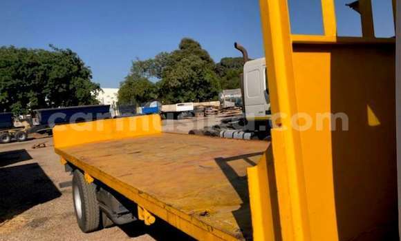 Buy Used Mercedes‒Benz Truck Other Truck in Beitbridge in Matabeleland South Buy Used Mercedes‒Benz Truck Other Truck in Beitbridge in Matabeleland South