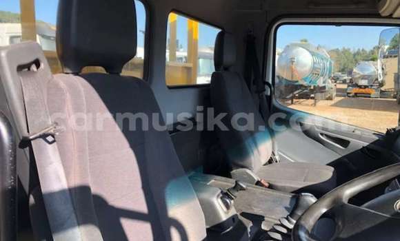 Buy Used Mercedes‒Benz Truck Other Truck in Beitbridge in Matabeleland South Buy Used Mercedes‒Benz Truck Other Truck in Beitbridge in Matabeleland South
