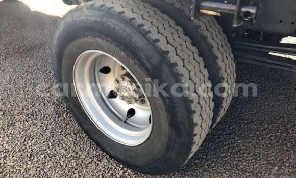 Buy Used Mercedes‒Benz Truck Other Truck in Beitbridge in Matabeleland South Buy Used Mercedes‒Benz Truck Other Truck in Beitbridge in Matabeleland South
