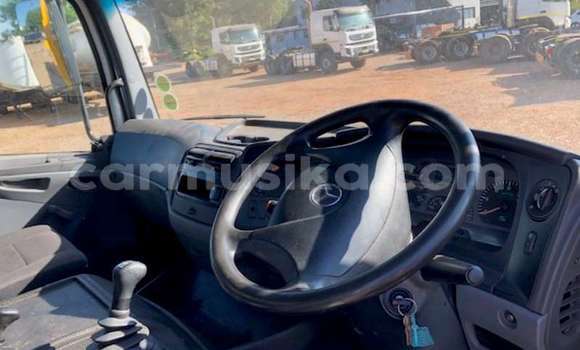 Buy Used Mercedes‒Benz Truck Other Truck in Beitbridge in Matabeleland South Buy Used Mercedes‒Benz Truck Other Truck in Beitbridge in Matabeleland South