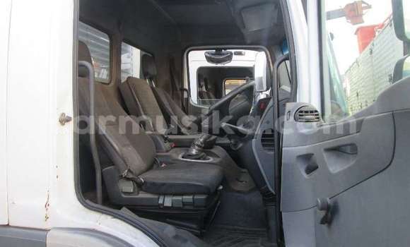 Buy Used Mercedes‒Benz Truck White Truck in Belvedere in Harare Buy Used Mercedes‒Benz Truck White Truck in Belvedere in Harare