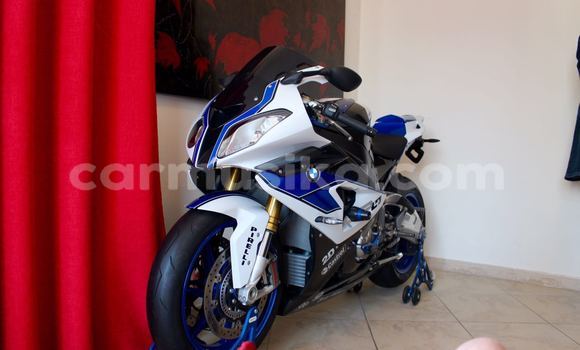 Buy Used BMW R1200GS Adventure Blue Moto in Bulawayo in Bulawayo Buy Used BMW R1200GS Adventure Blue Moto in Bulawayo in Bulawayo